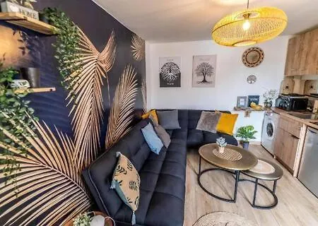 Double Parking 10min Апартаменты *